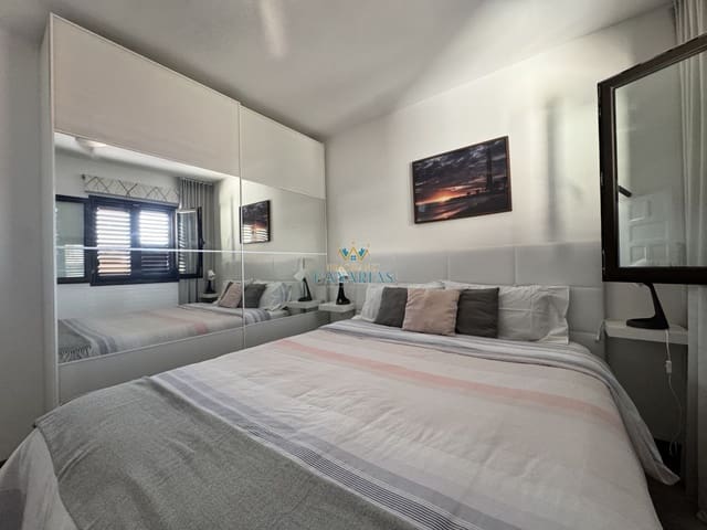 1 slaapkamer Appartement te huur in San Bartolomé de Tirajana met zwembad - € 1.300 (Ref: 10048867)