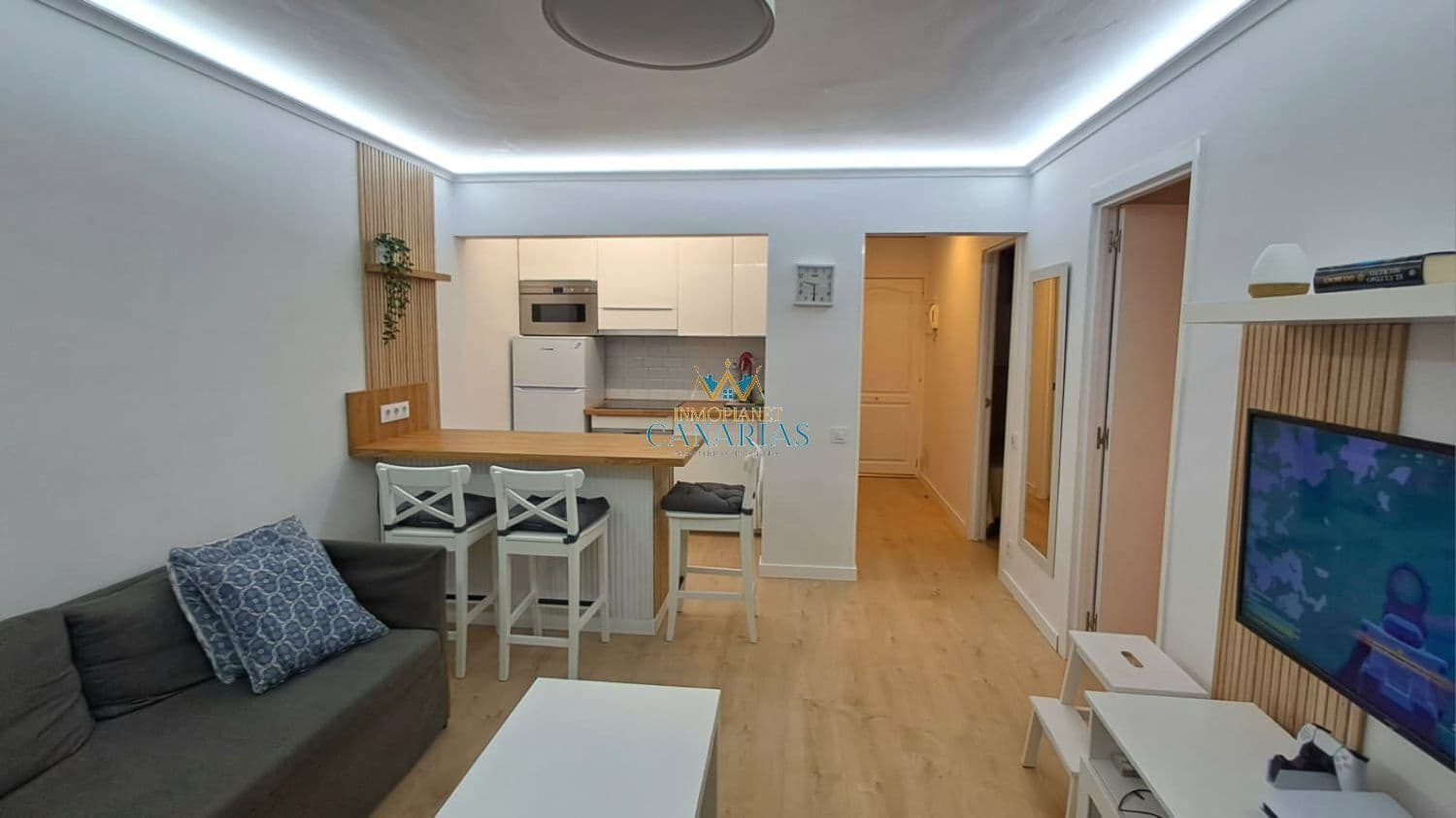 Apartamento de 2 habitaciones en San Bartolomé de Tirajana en alquiler - 1.500 € (Ref: 10061380)