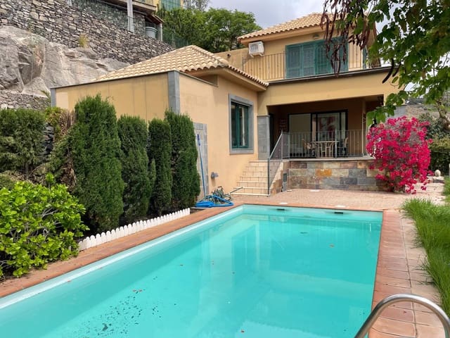 3 soverom Villa til salgs i San Bartolomé de Tirajana med svømmebasseng garasje - € 949 000 (Ref: 7636207)