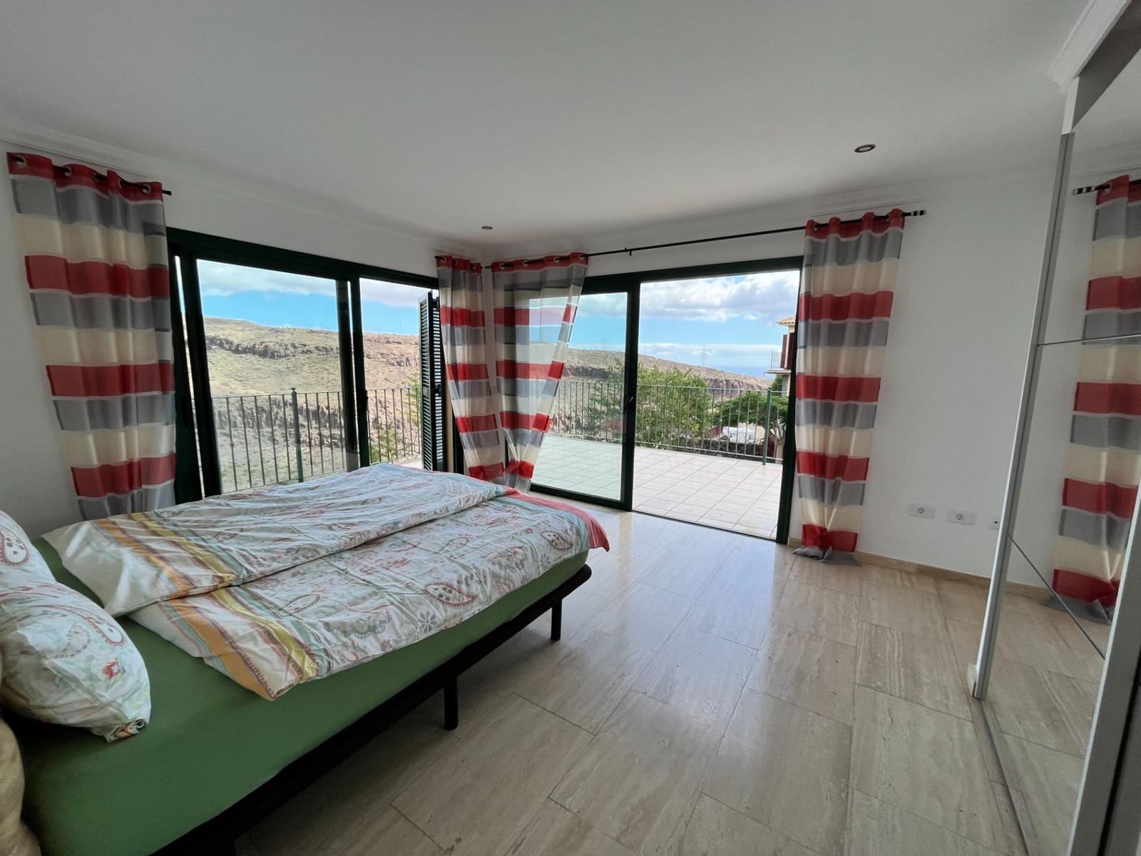 3 chambre Villa/Maison à vendre à San Bartolome de Tirajana avec piscine garage - 949 000 € (Ref: 7636207)