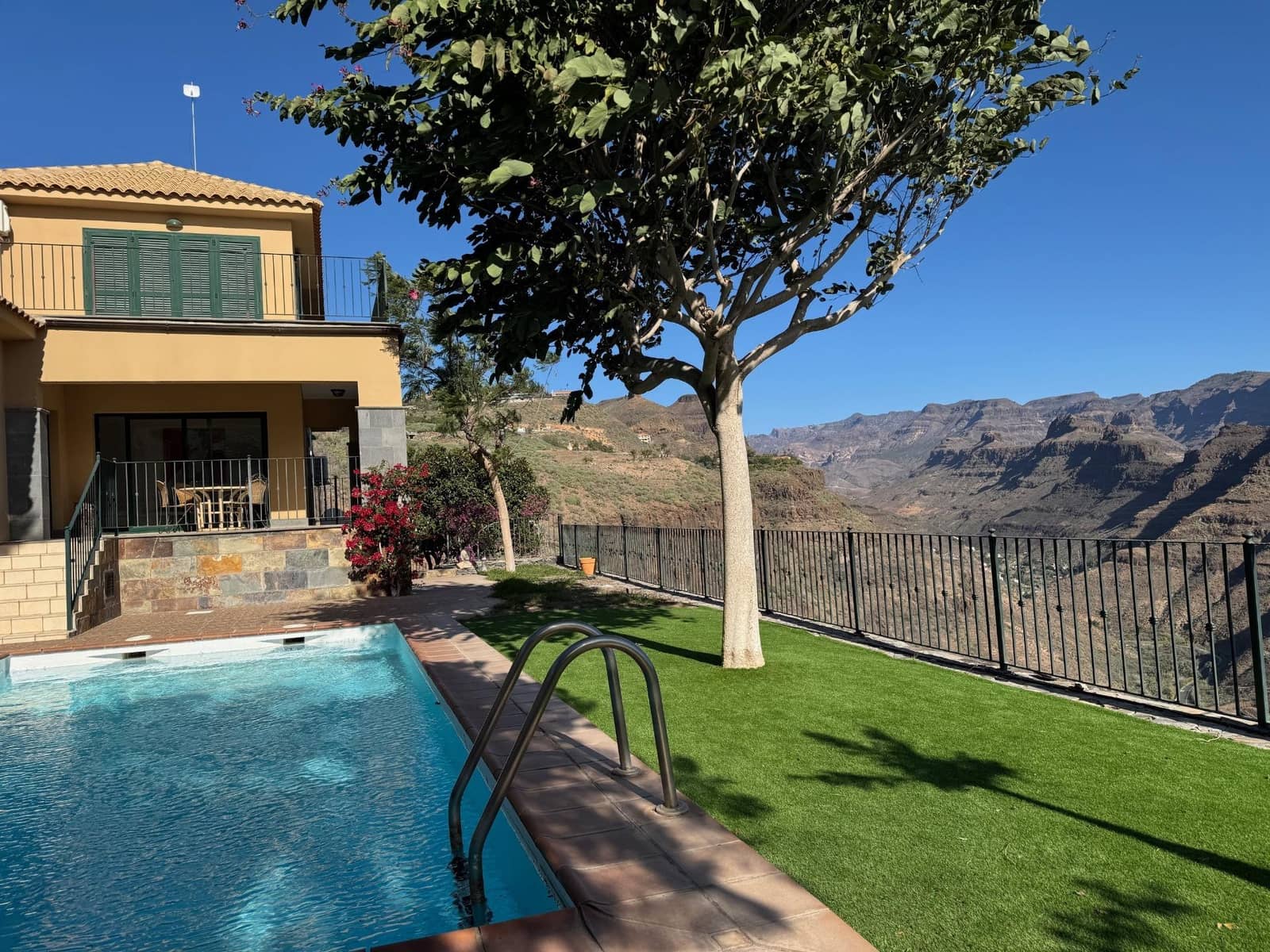 3 chambre Villa/Maison à vendre à San Bartolome de Tirajana avec piscine garage - 949 000 € (Ref: 7636207)