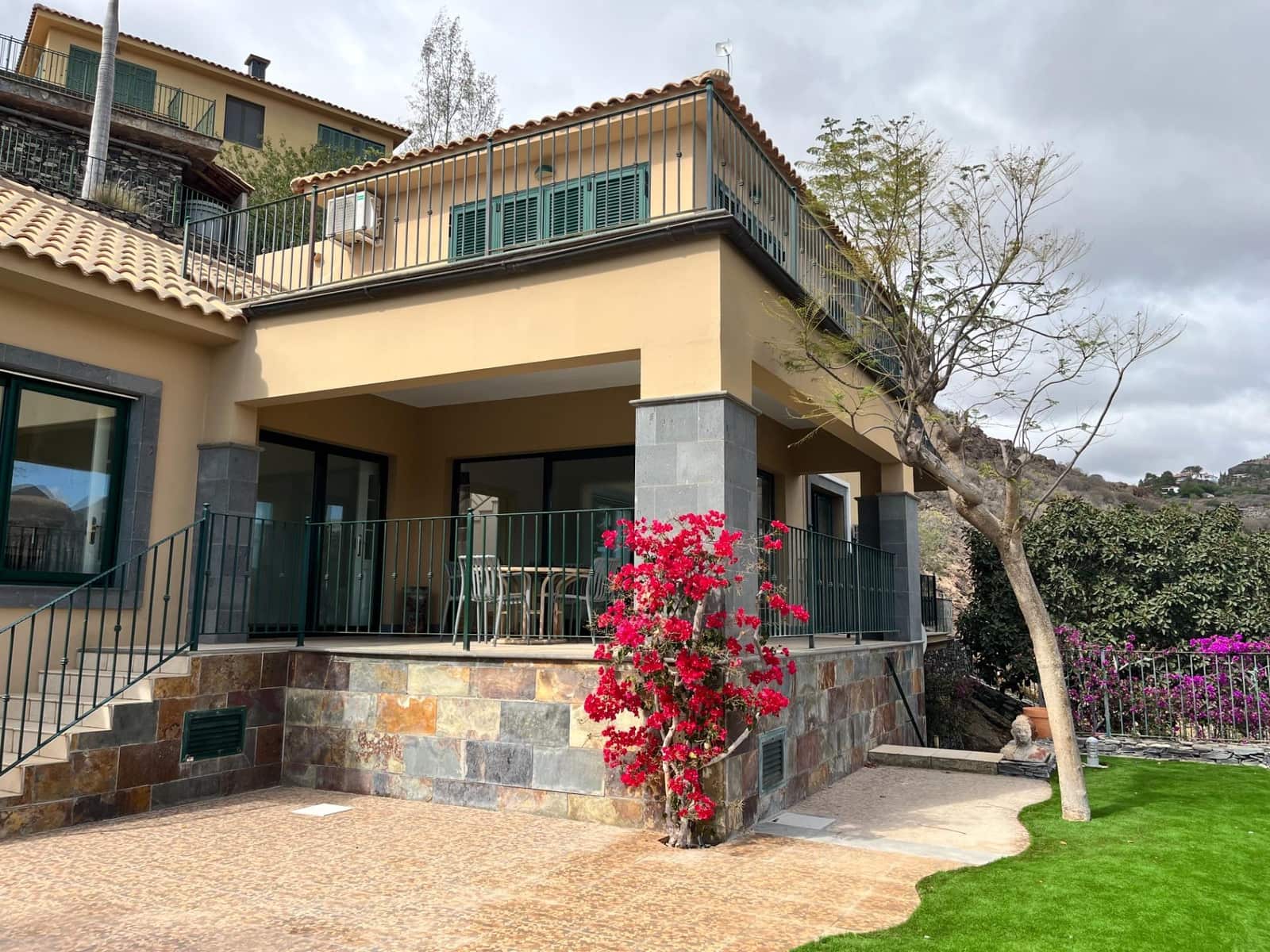 3 chambre Villa/Maison à vendre à San Bartolome de Tirajana avec piscine garage - 949 000 € (Ref: 7636207)