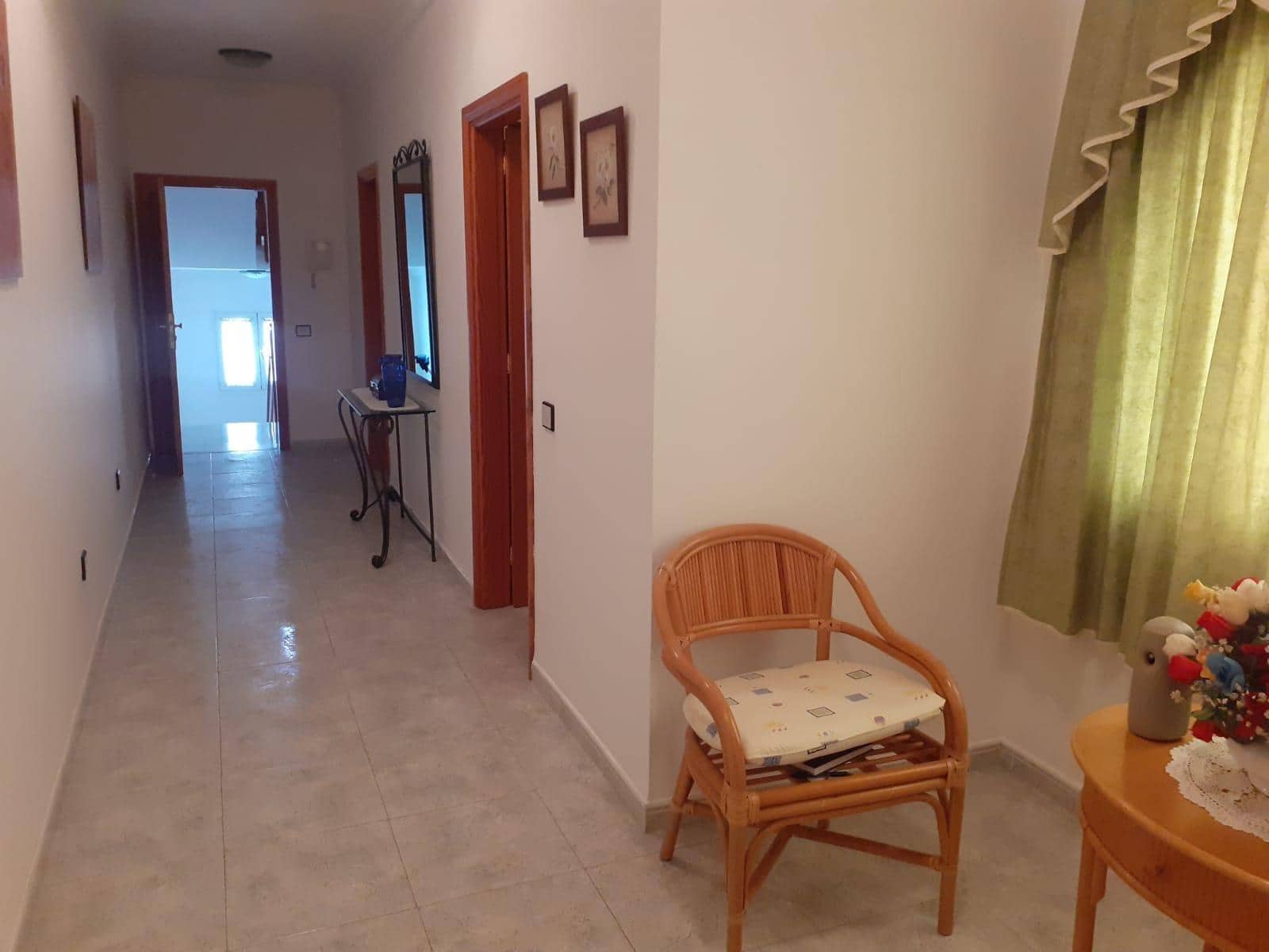 4 soveværelse Lejlighed til salg i Santa Lucia de Tirajana med garage - € 469.999 (Ref: 8254466)