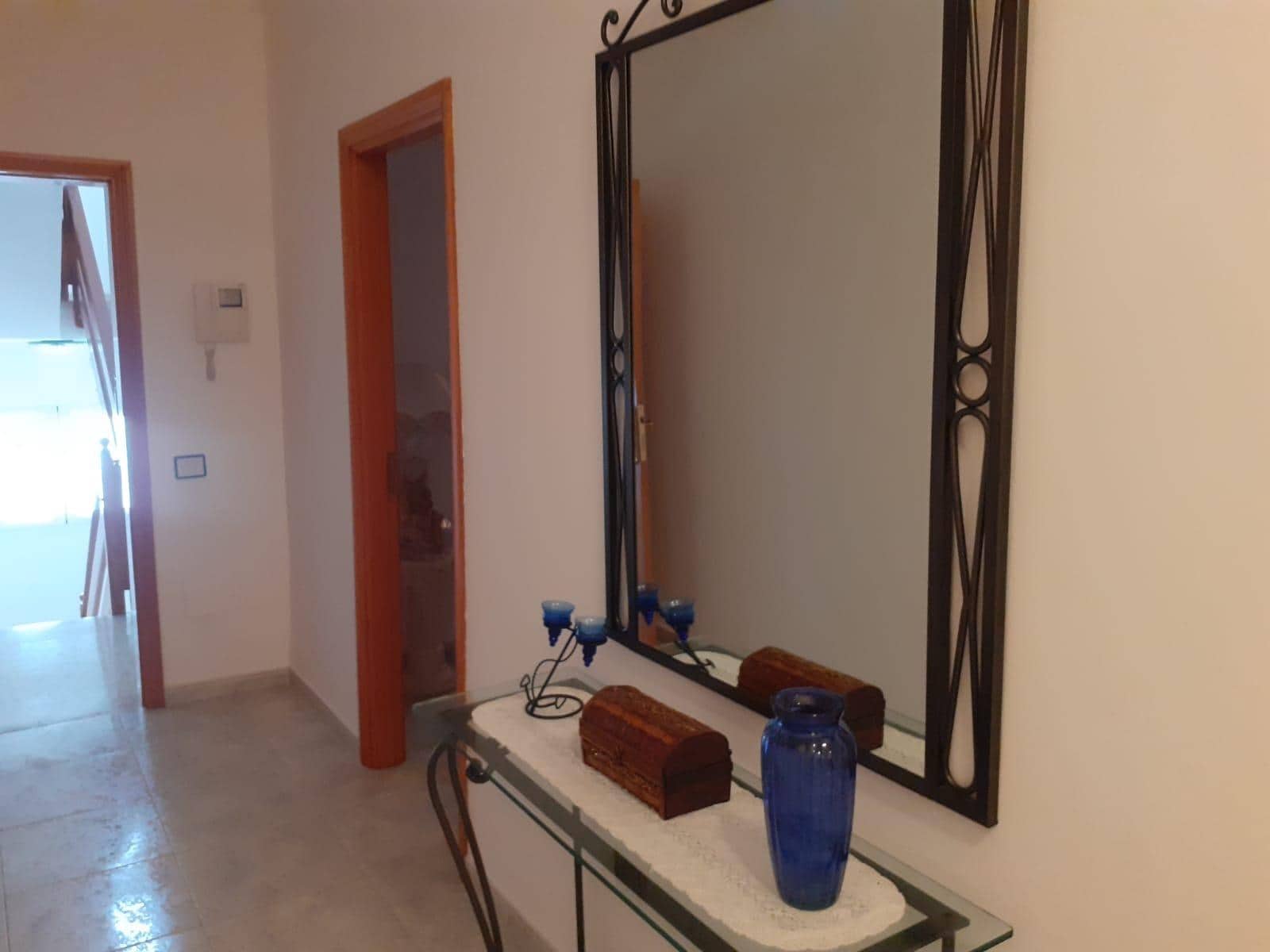 4 soveværelse Lejlighed til salg i Santa Lucia de Tirajana med garage - € 469.999 (Ref: 8254466)