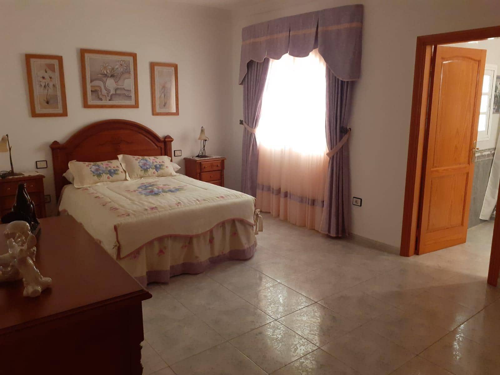 4 soveværelse Lejlighed til salg i Santa Lucia de Tirajana med garage - € 469.999 (Ref: 8254466)