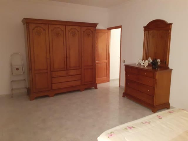 Apartamento de 4 habitaciones en Santa Lucía de Tirajana en venta con garaje - 469.999 € (Ref: 8254466)