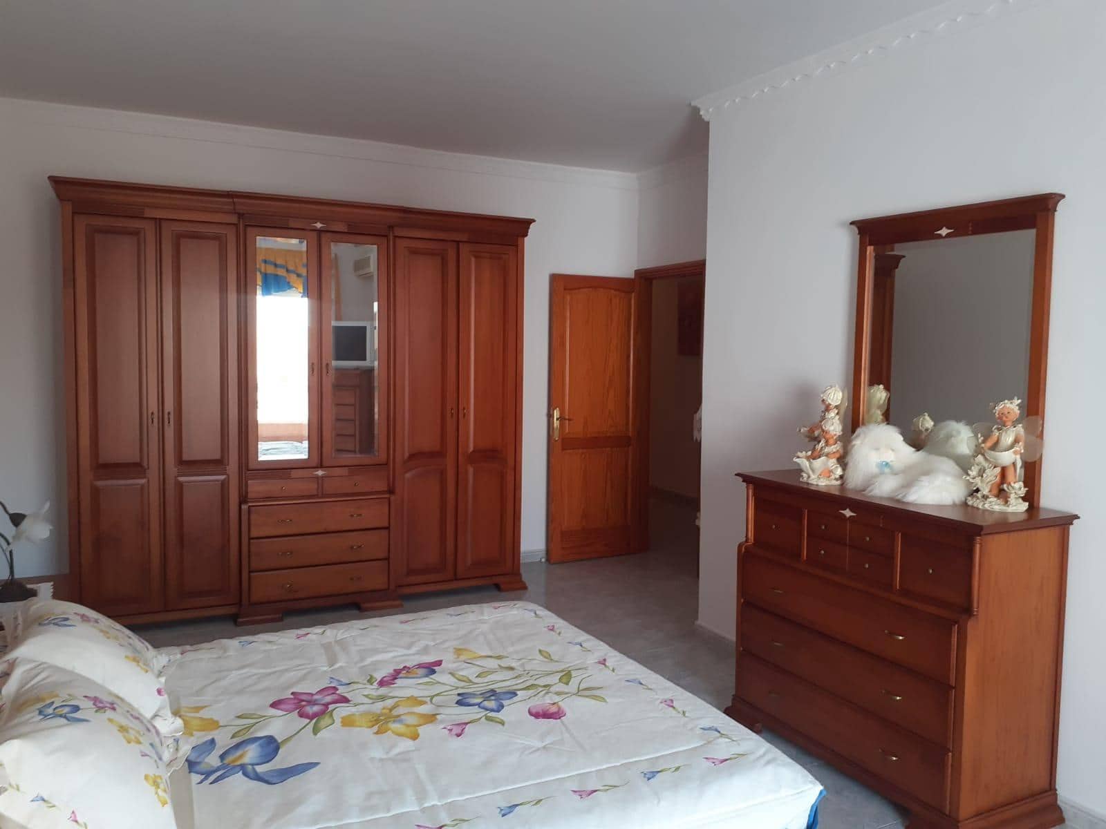 4 soveværelse Lejlighed til salg i Santa Lucia de Tirajana med garage - € 469.999 (Ref: 8254466)