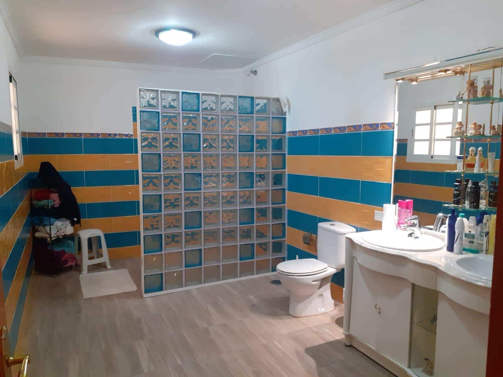 4 soveværelse Lejlighed til salg i Santa Lucia de Tirajana med garage - € 469.999 (Ref: 8254466)