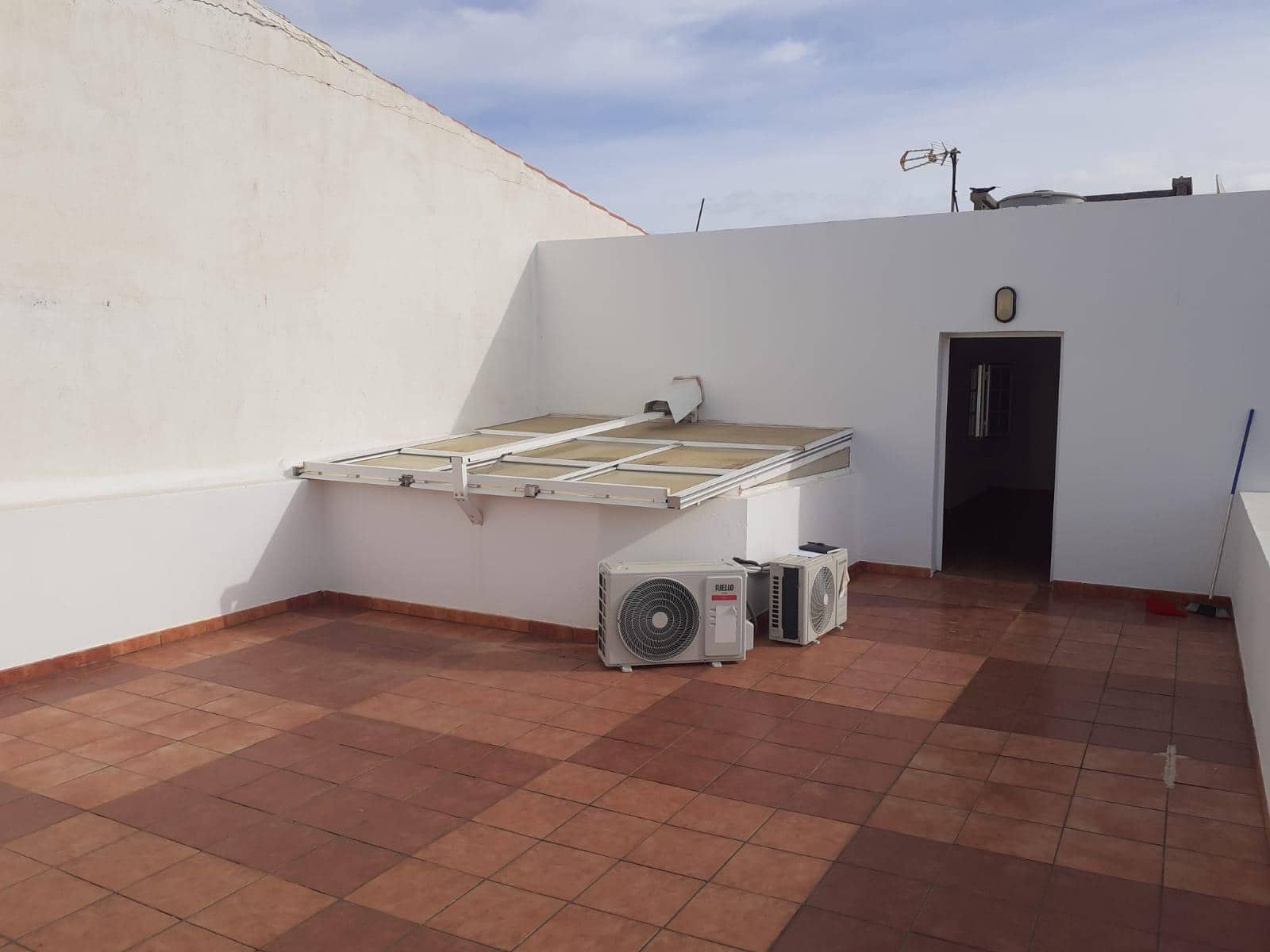 4 soveværelse Lejlighed til salg i Santa Lucia de Tirajana med garage - € 469.999 (Ref: 8254466)