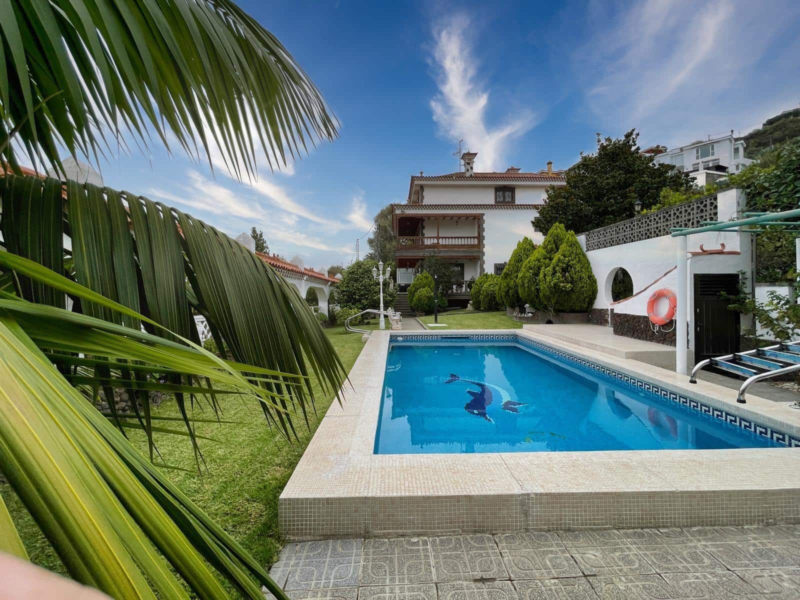 5 soveværelse Villa til salg i Santa Brigida med swimmingpool garage - € 950.000 (Ref: 8532038)