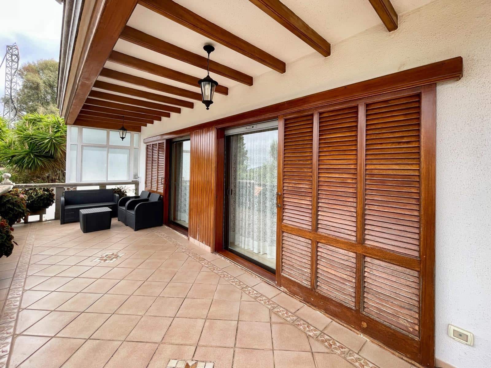 5 soveværelse Villa til salg i Santa Brigida med swimmingpool garage - € 950.000 (Ref: 8532038)