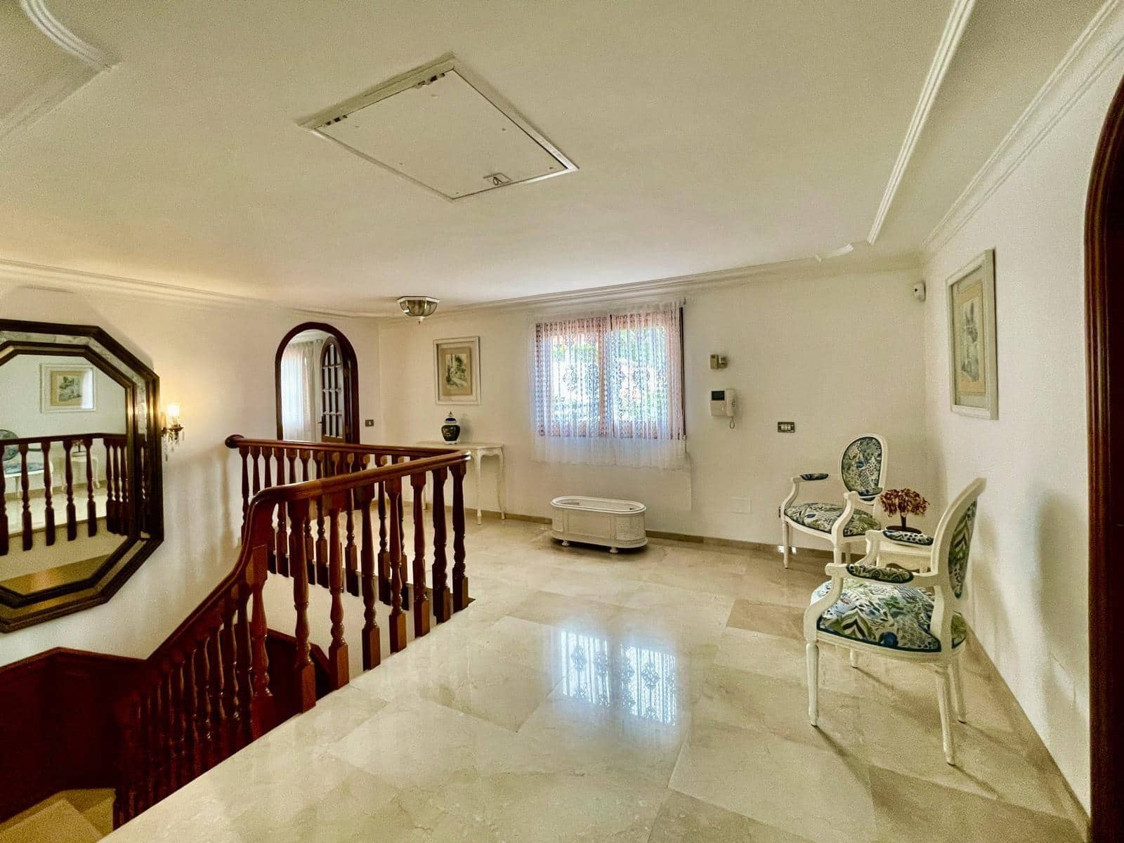 5 soveværelse Villa til salg i Santa Brigida med swimmingpool garage - € 950.000 (Ref: 8532038)