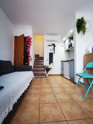 1 quarto Bungalow para venda em San Bartolomé de Tirajana com piscina - 255 000 € (Ref: 8939410)