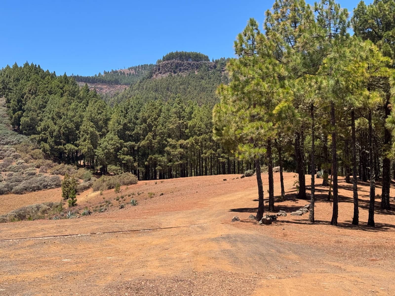 6 soveværelse Finca/Landehus til salg i Valsequillo med garage - € 265.000 (Ref: 9132322)