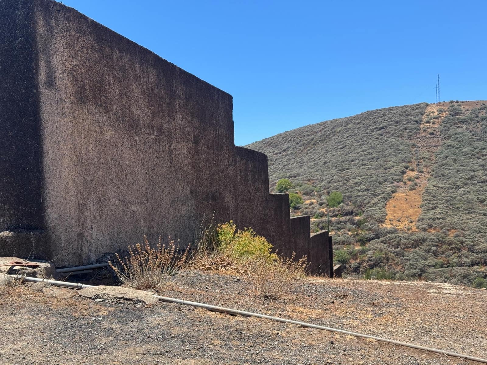 6 soveværelse Finca/Landehus til salg i Valsequillo med garage - € 265.000 (Ref: 9132322)