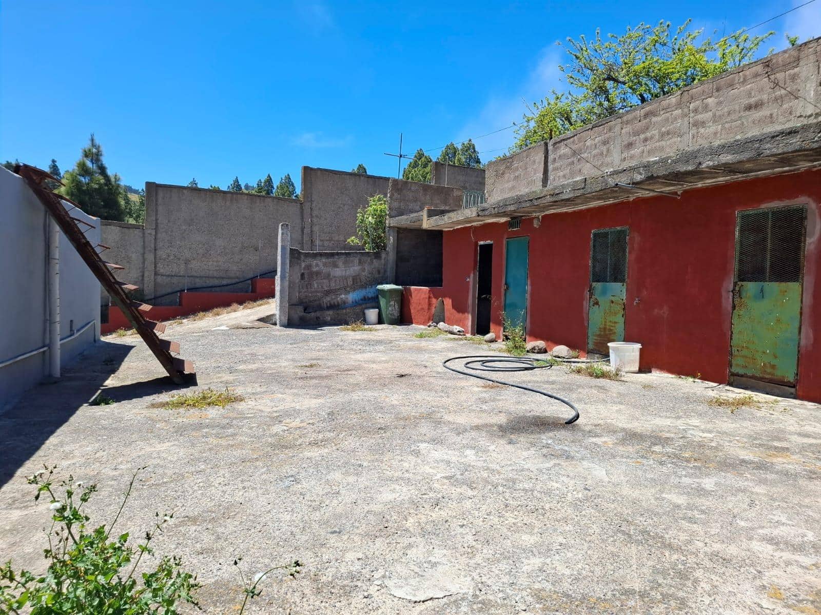 6 soveværelse Finca/Landehus til salg i Valsequillo med garage - € 265.000 (Ref: 9132322)