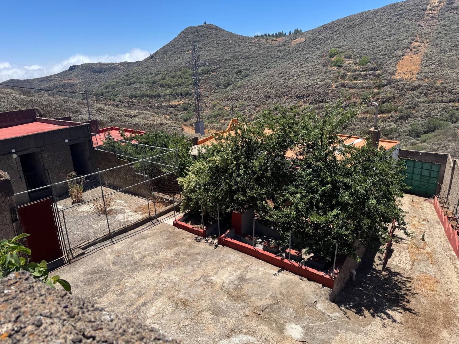 6 soveværelse Finca/Landehus til salg i Valsequillo med garage - € 265.000 (Ref: 9132322)