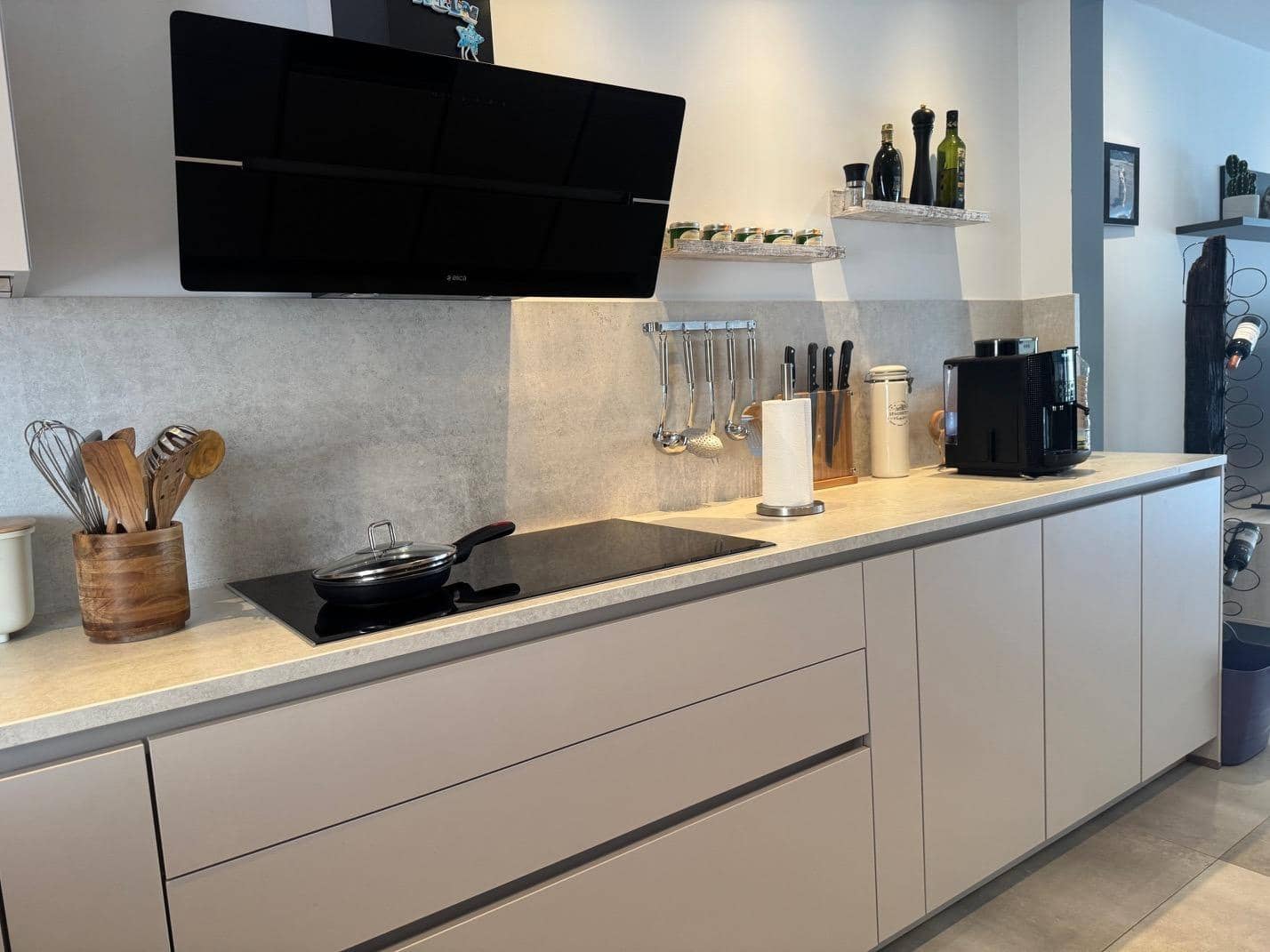 2 bedroom Apartment for sale in Sonneland - € 588,000 (Ref: 9276324)