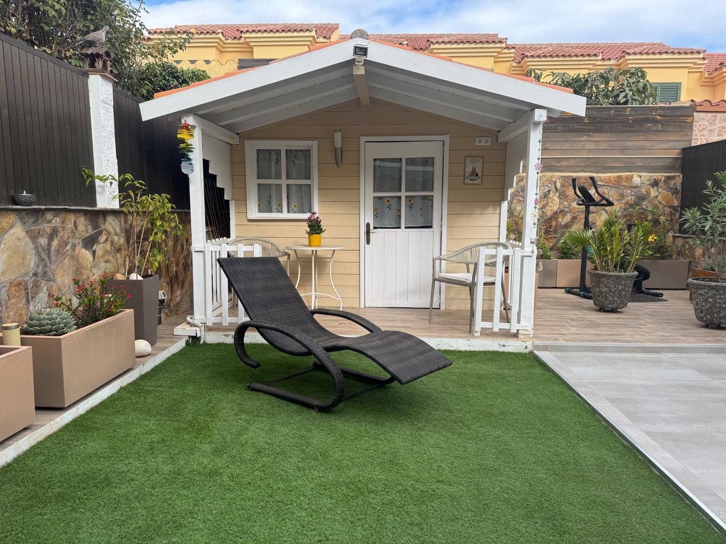 2 bedroom Apartment for sale in Sonneland - € 588,000 (Ref: 9276324)