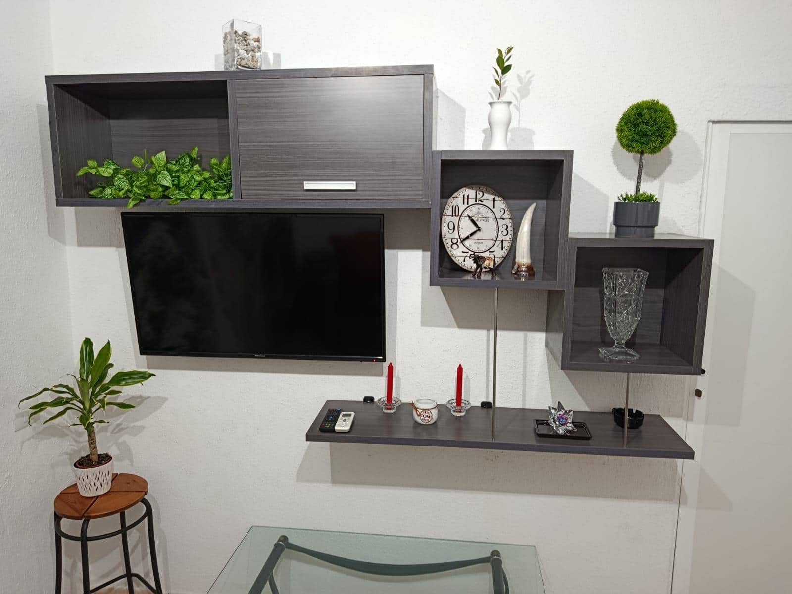 2 bedroom Apartment for rent in San Bartolome de Tirajana - € 1,300 (Ref: 9321897)