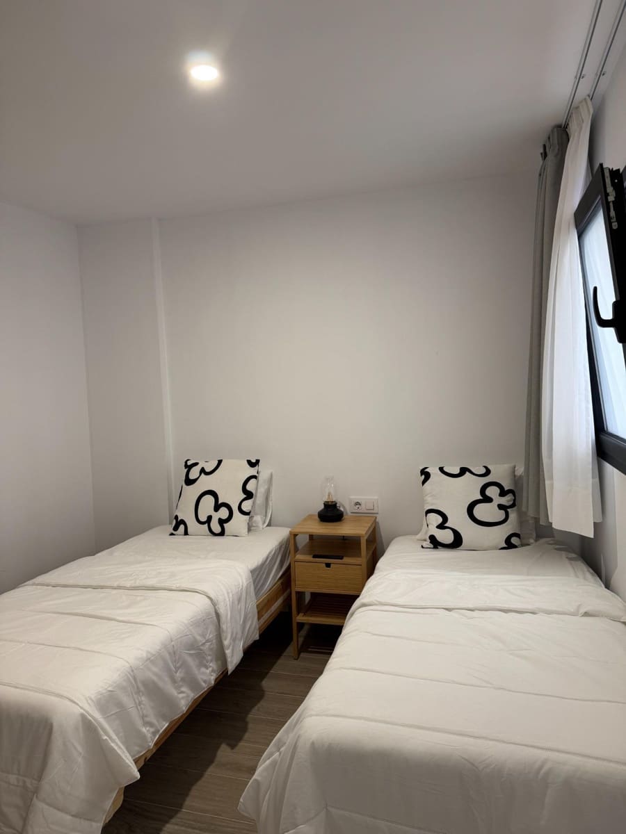 2 camera da letto Appartamento da affittare in Mogan con piscina garage - 1.300 € (Rif: 9382837)