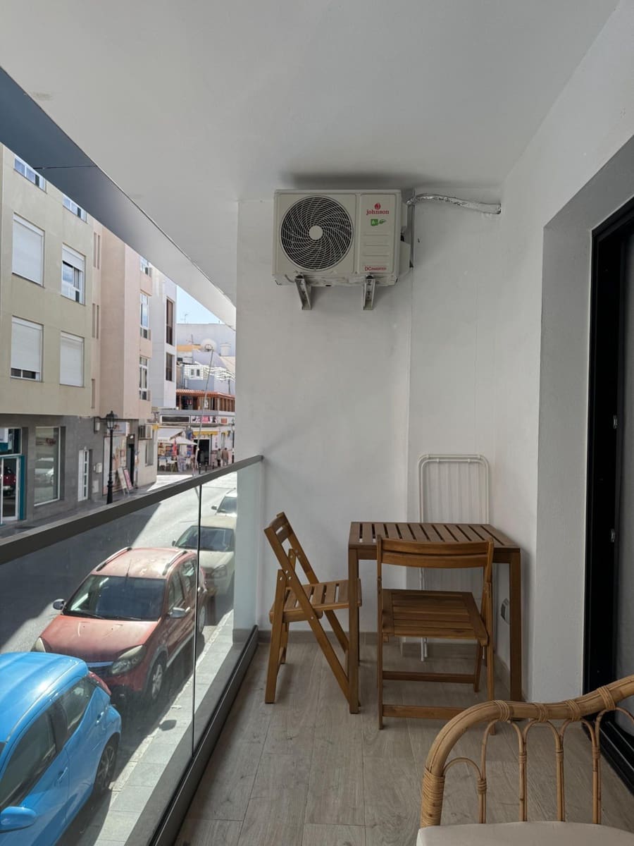 2 camera da letto Appartamento da affittare in Mogan con piscina garage - 1.300 € (Rif: 9382837)