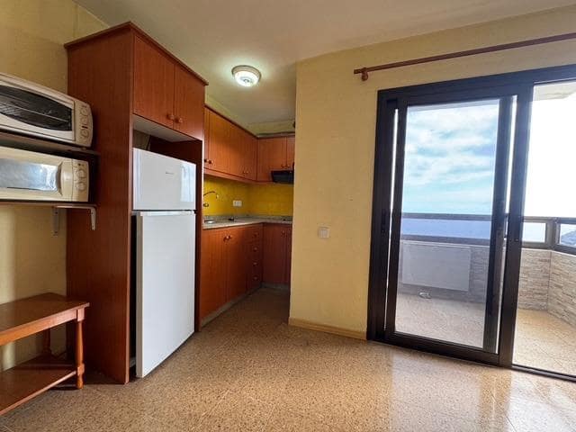 1 soveværelse Lejlighed til salg i San Bartolome de Tirajana med swimmingpool - € 190.000 (Ref: 9382838)