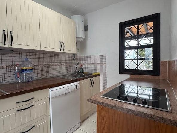 2 Zimmer Bungalow zu vermieten in Playa del Ingles mit Pool - 1.500 € (Ref: 9415926)