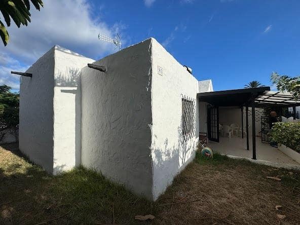 2 Zimmer Bungalow zu vermieten in Playa del Ingles mit Pool - 1.500 € (Ref: 9415926)