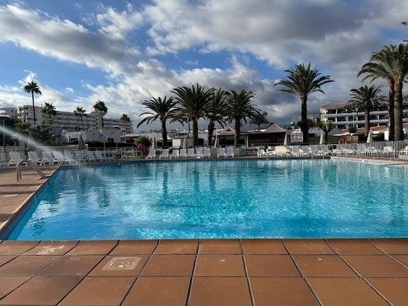 2 Zimmer Bungalow zu vermieten in Playa del Ingles mit Pool - 1.500 € (Ref: 9415926)