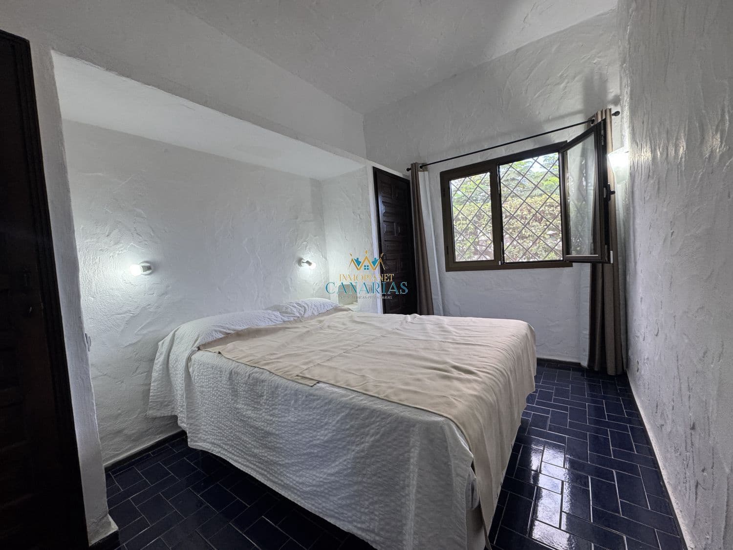 Bungalow de 2 habitaciones en Playa del Inglés en alquiler - 1.500 € (Ref: 9500386)