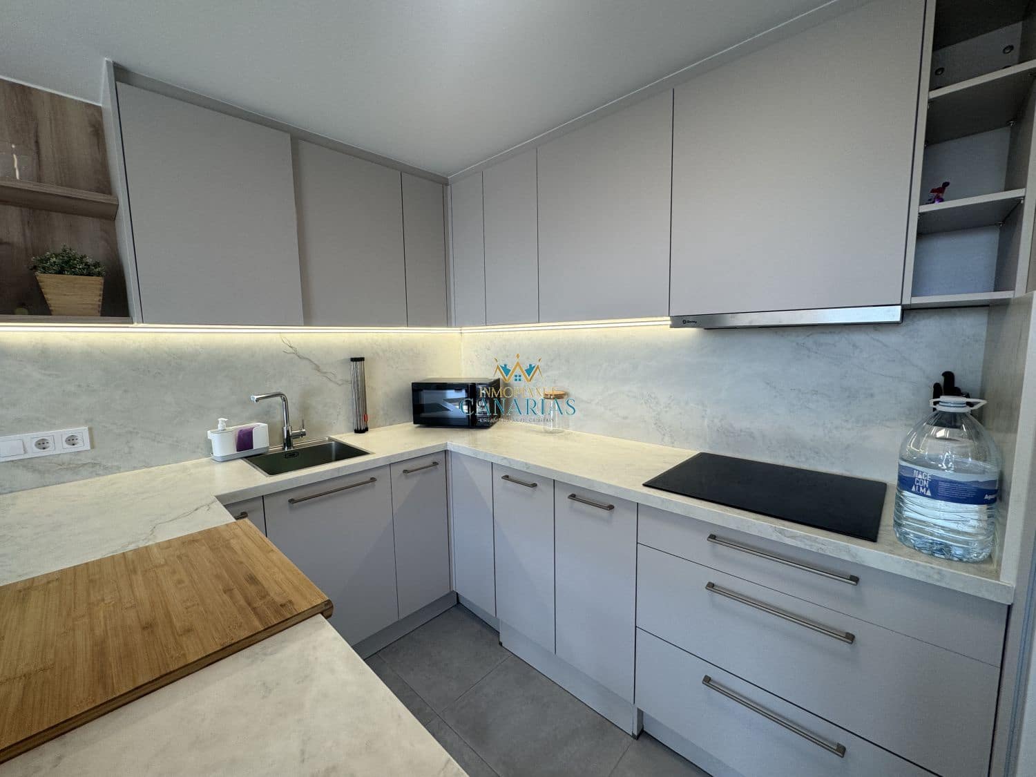 1 bedroom Apartment for rent in San Bartolome de Tirajana - € 1,500 (Ref: 9501957)