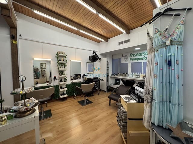 Gewerbe zu verkaufen in Playa del Inglés, San Bartolomé de Tirajana - 25.000 € (Ref: 9508517)