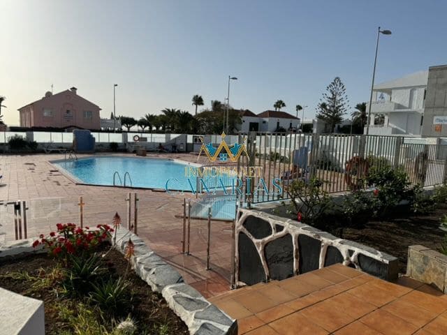 2 bedroom Apartment for sale in Playa del Ingles - € 298,000 (Ref: 9521286)