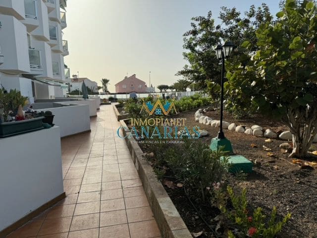 2 bedroom Apartment for sale in Playa del Ingles - € 298,000 (Ref: 9521286)