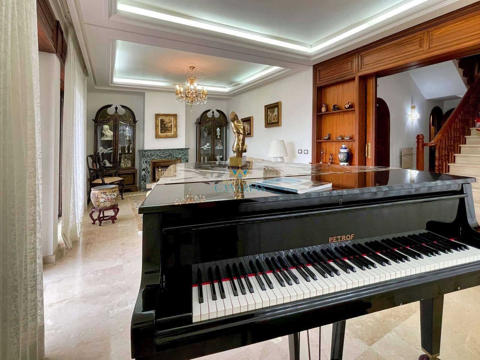 5 sovrum Villa till salu i Santa Brigida - 950 000 € (Ref: 9547582)