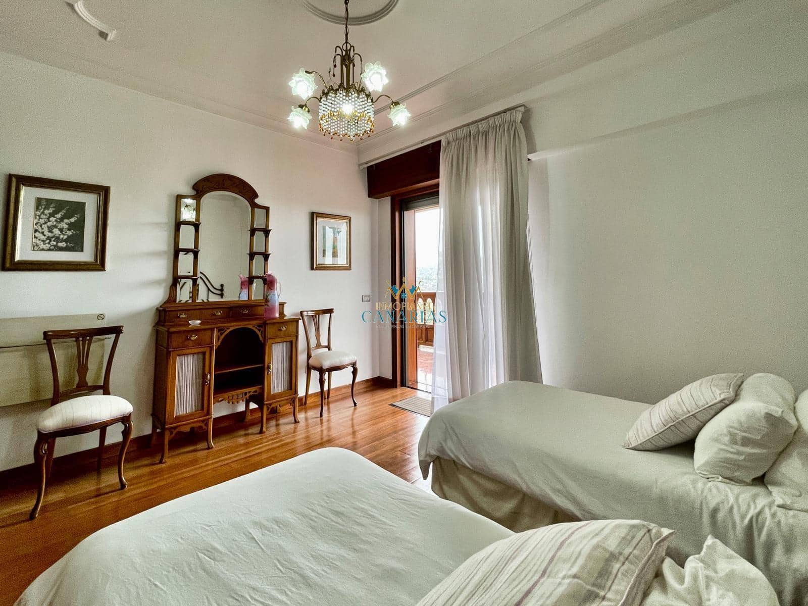 5 sovrum Villa till salu i Santa Brigida - 950 000 € (Ref: 9547582)