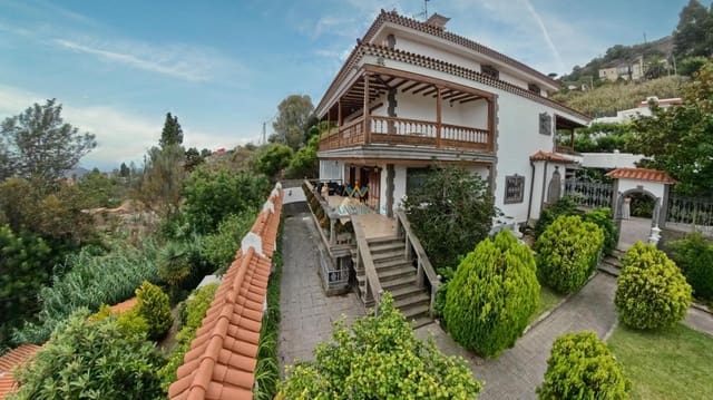 5 Zimmer Villa zu verkaufen in Santa Brígida - 950.000 € (Ref: 9547582)