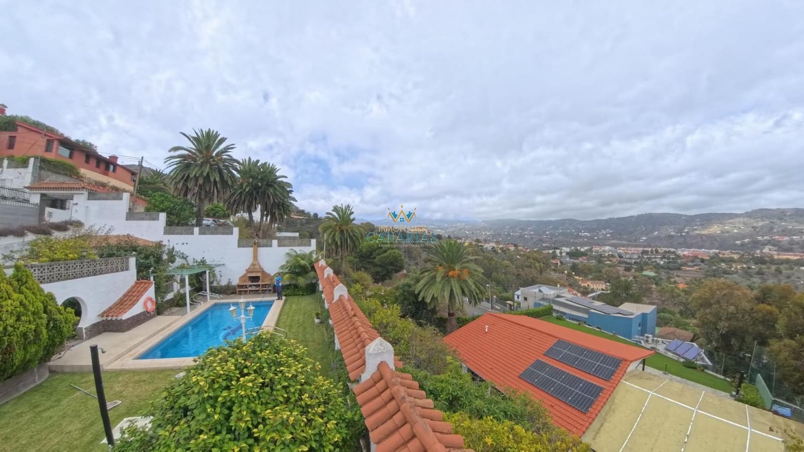 5 sovrum Villa till salu i Santa Brigida - 950 000 € (Ref: 9547582)