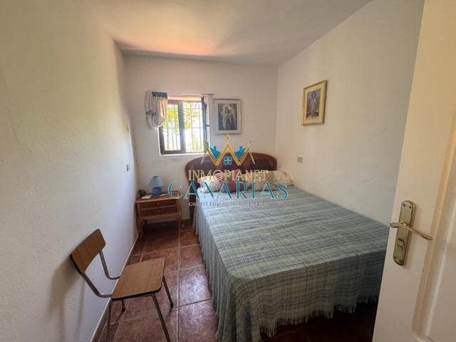 Casa de 4 habitaciones en San Bartolomé de Tirajana en venta - 295.000 € (Ref: 9547587)