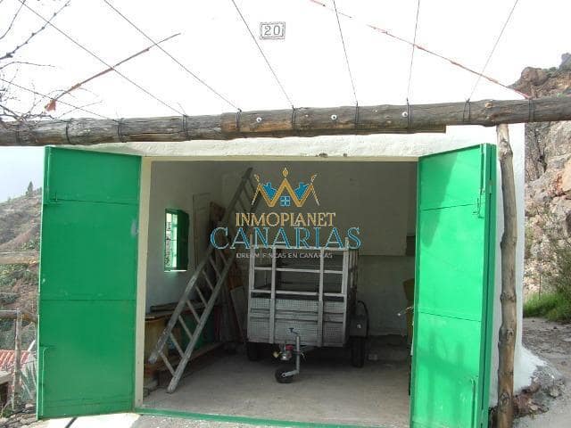 Casa de 4 habitaciones en San Bartolomé de Tirajana en venta - 295.000 € (Ref: 9547587)