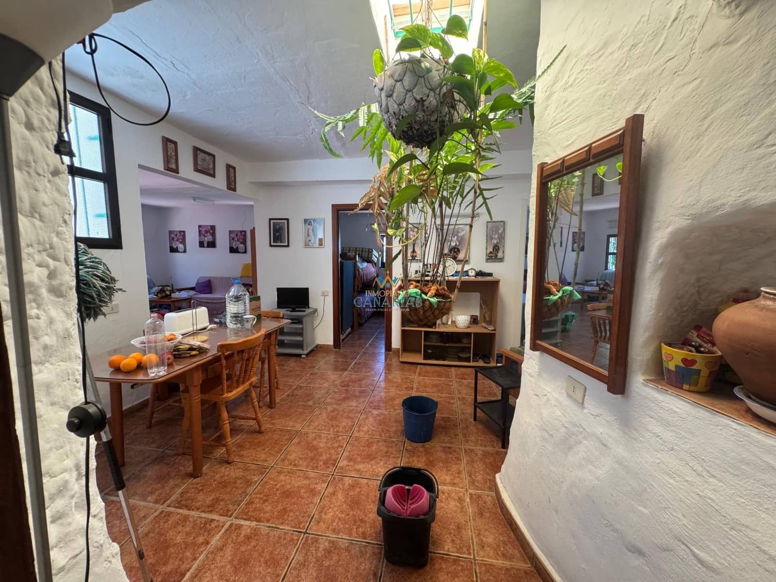 Casa de 4 habitaciones en San Bartolomé de Tirajana en venta - 295.000 € (Ref: 9547587)