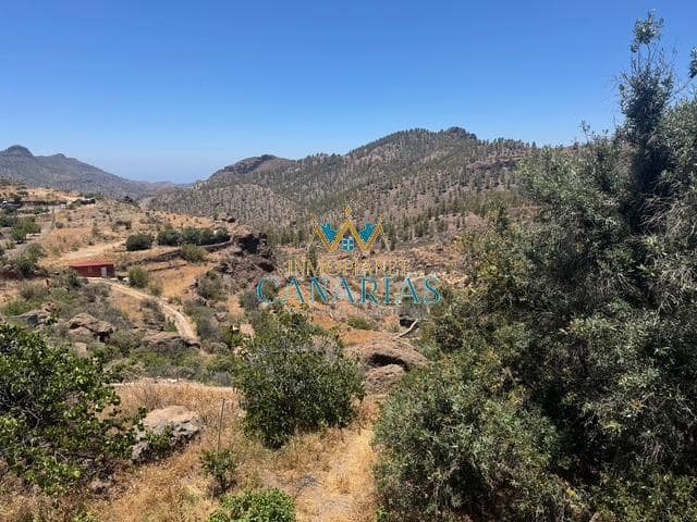 Casa de 4 habitaciones en San Bartolomé de Tirajana en venta - 295.000 € (Ref: 9547587)