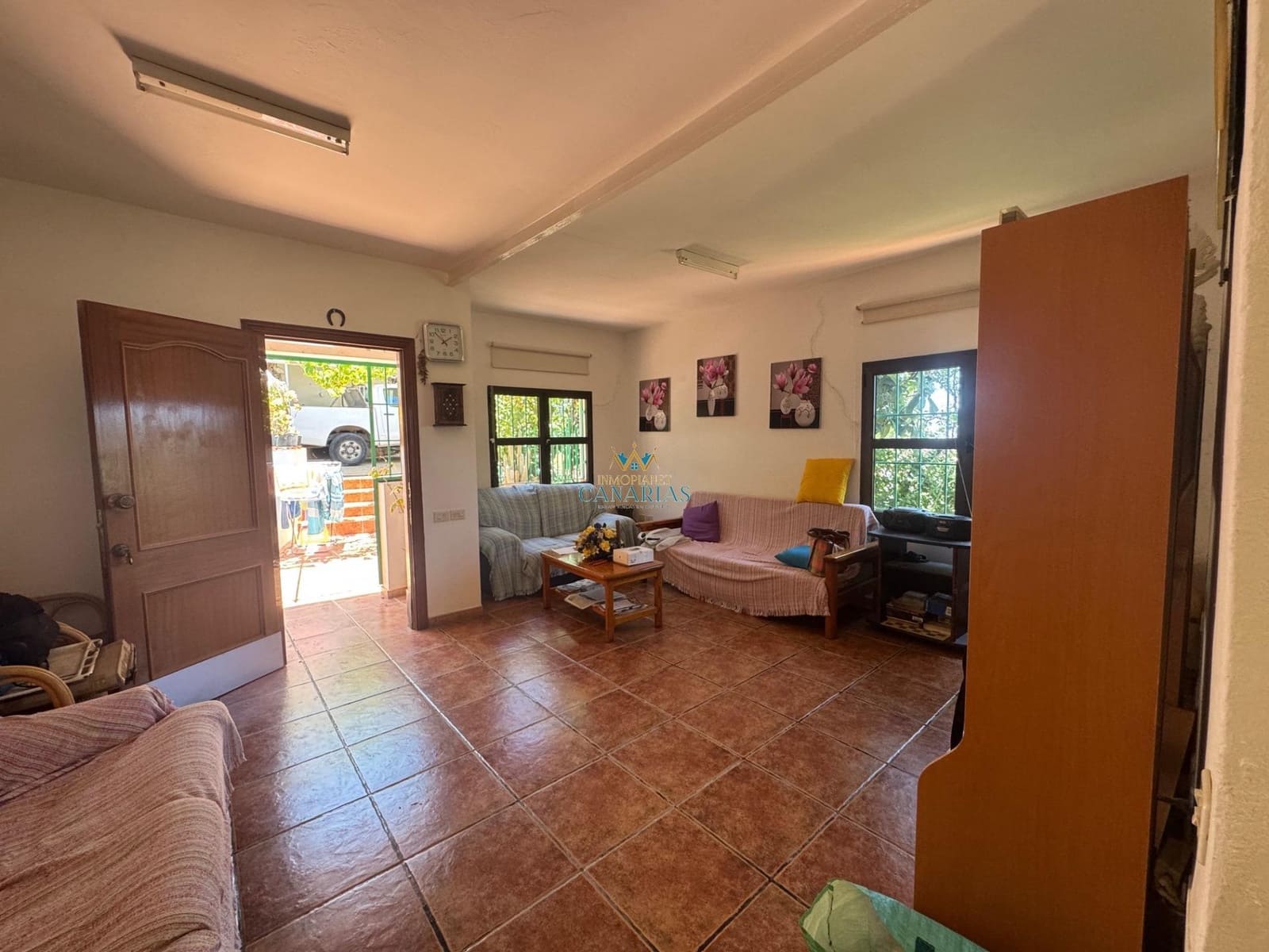 Casa de 4 habitaciones en San Bartolomé de Tirajana en venta - 295.000 € (Ref: 9547587)