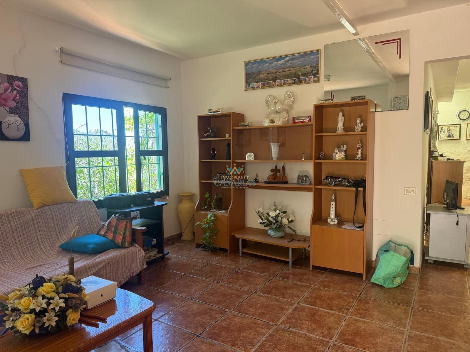 Casa de 4 habitaciones en San Bartolomé de Tirajana en venta - 295.000 € (Ref: 9547587)