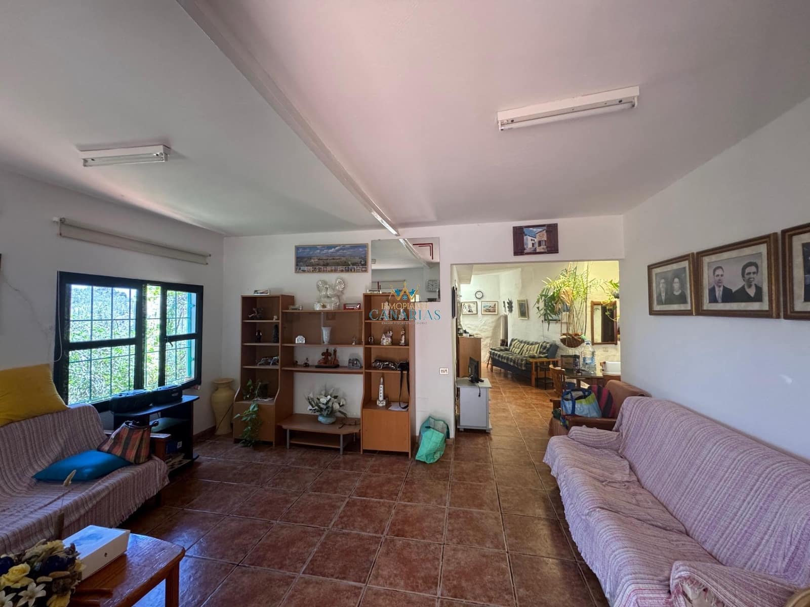 Casa de 4 habitaciones en San Bartolomé de Tirajana en venta - 295.000 € (Ref: 9547587)