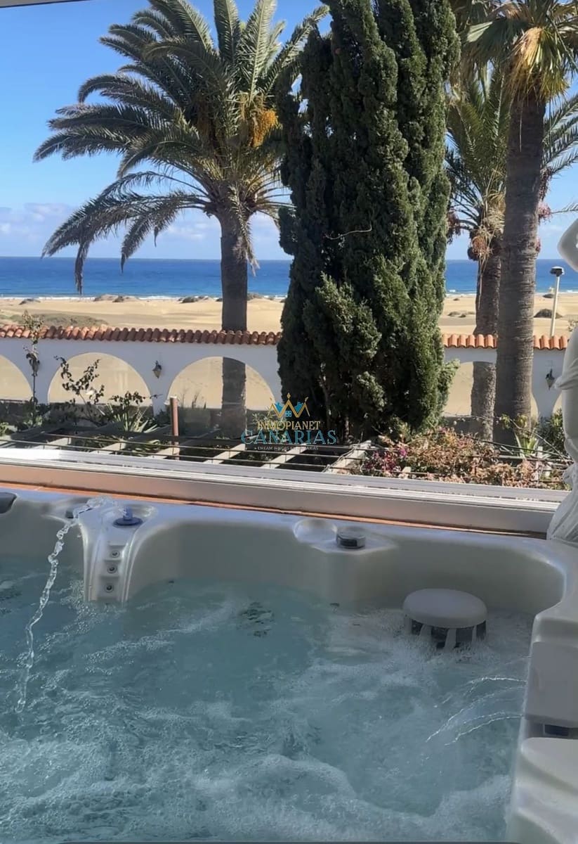 4 sovrum Villa till salu i Playa del Ingles med garage - 1 700 000 € (Ref: 9570822)