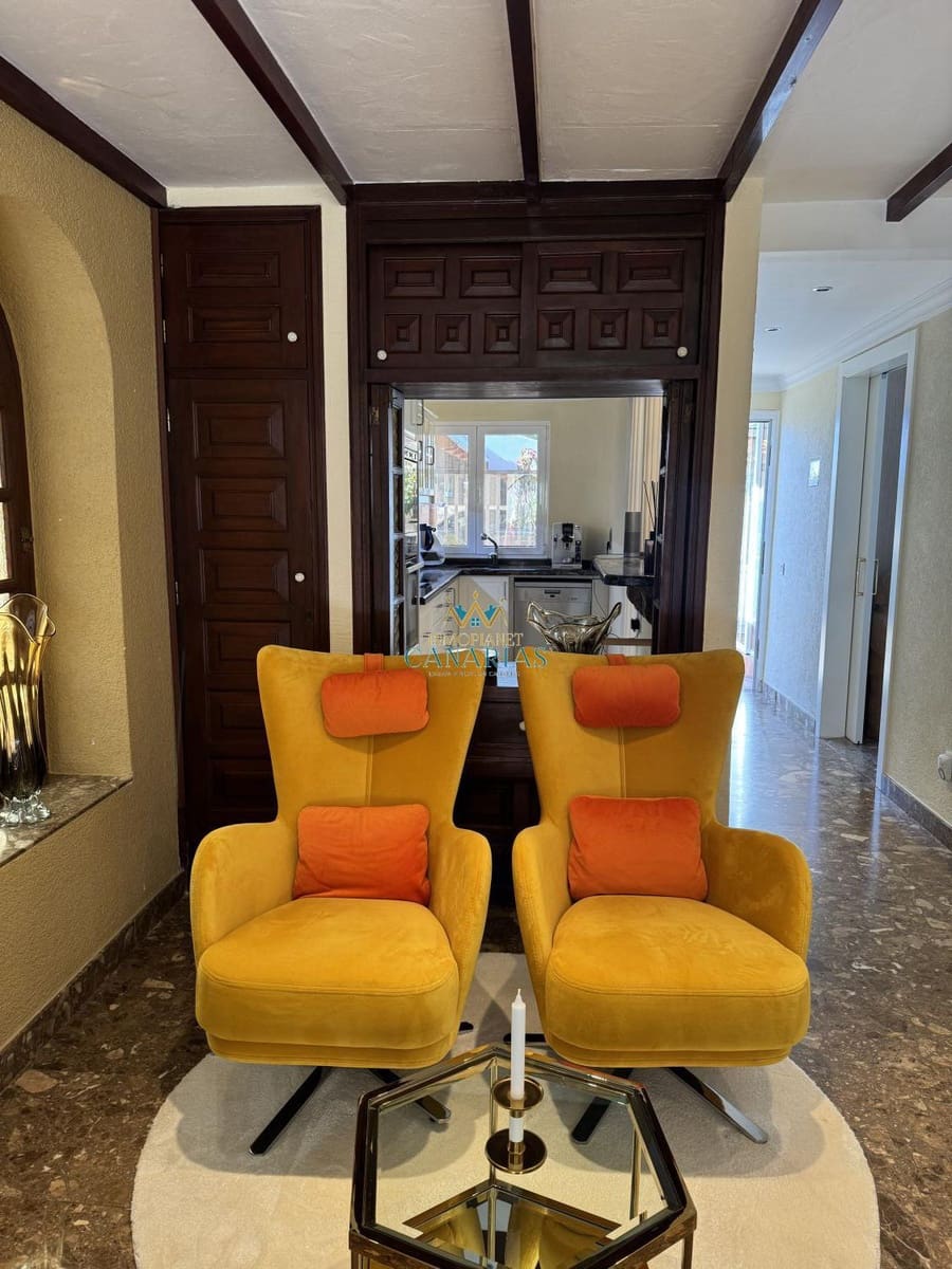 4 sovrum Villa till salu i Playa del Ingles med garage - 1 700 000 € (Ref: 9570822)