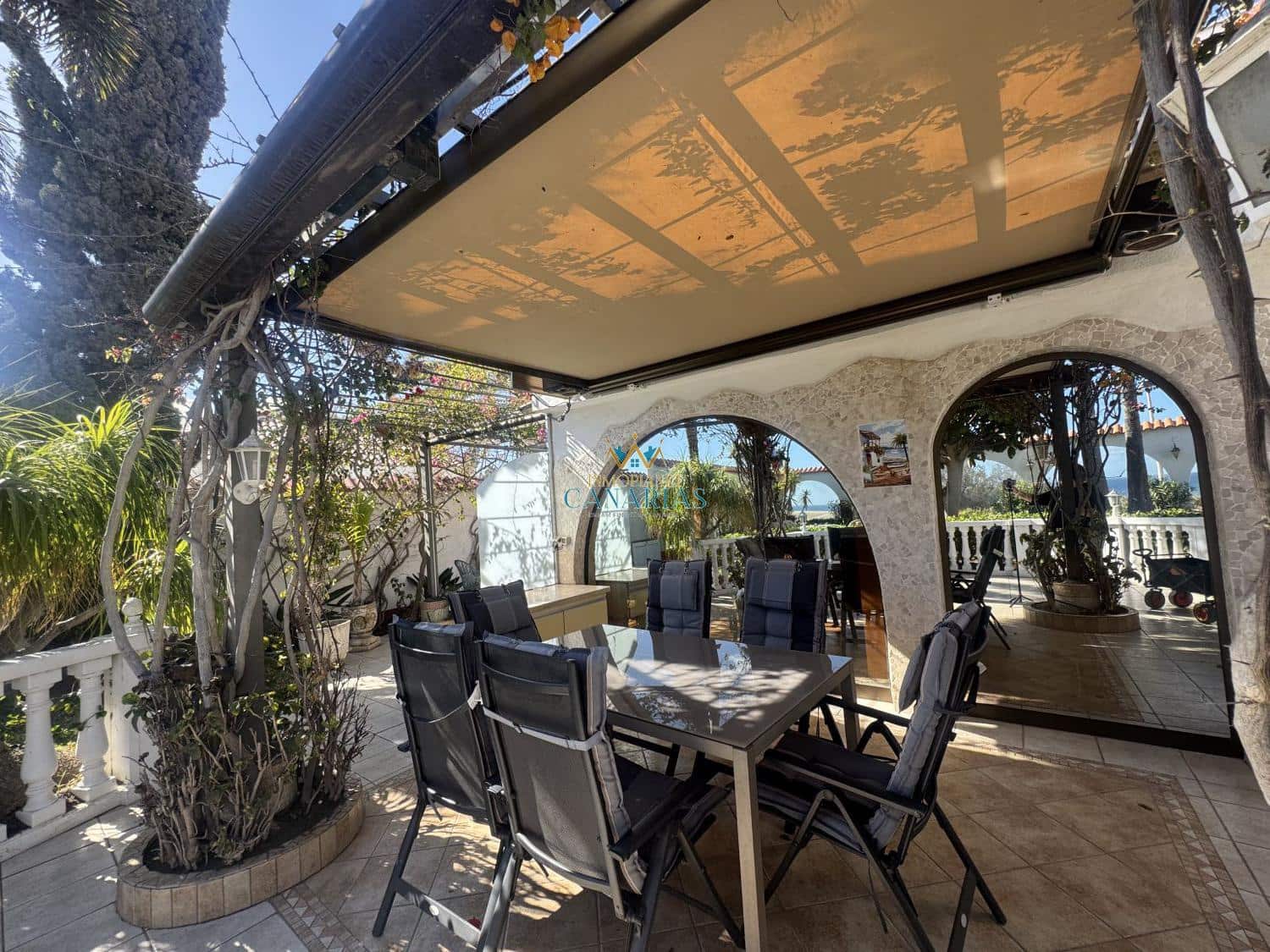 4 sovrum Villa till salu i Playa del Ingles med garage - 1 700 000 € (Ref: 9570822)