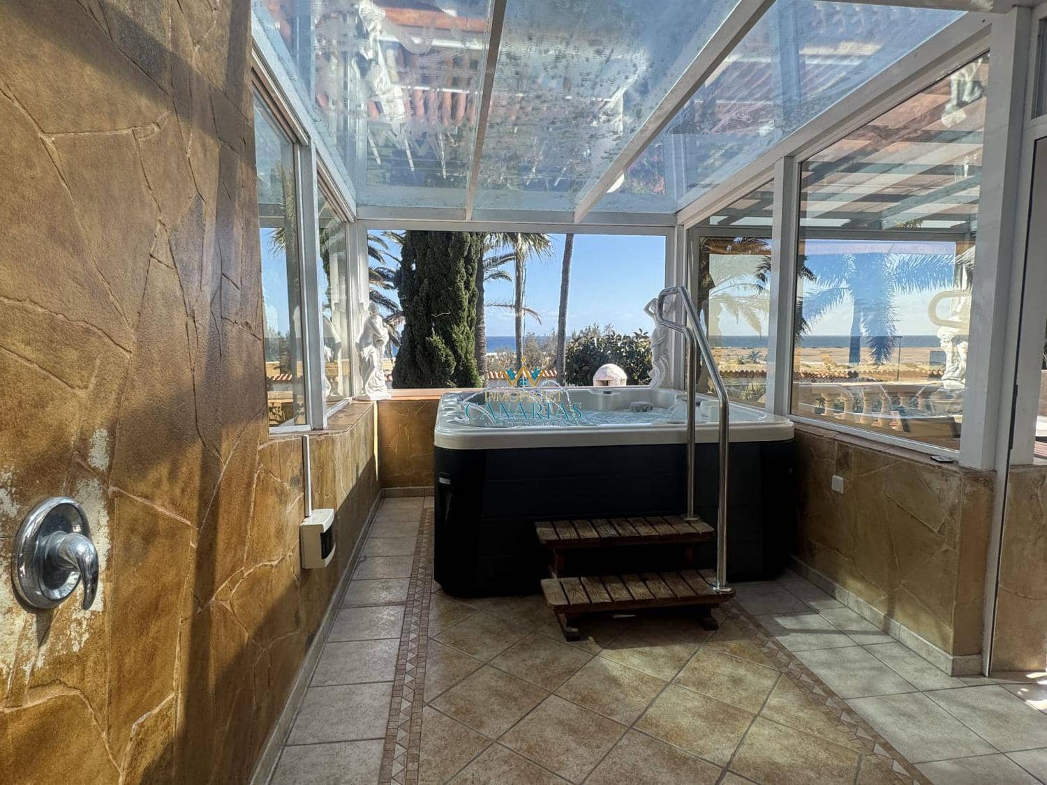 4 sovrum Villa till salu i Playa del Ingles med garage - 1 700 000 € (Ref: 9570822)